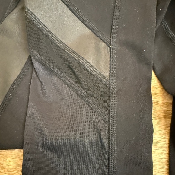 Alo leggings size small - Picture 3 of 3